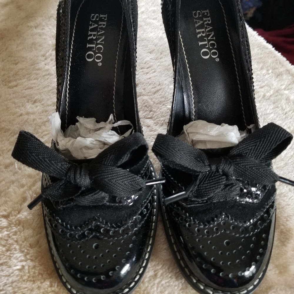Franco Sarto pumps